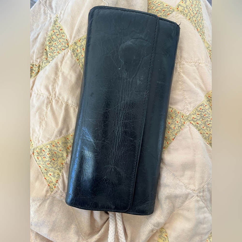 HOBO Vintage Black Leather Women's Wallet Magnetic Closure - Picture 7 of 9